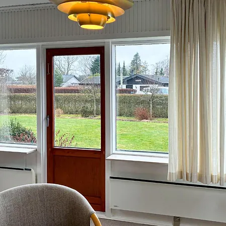 1 Bedroom Beautiful In Vakantiehuis *
